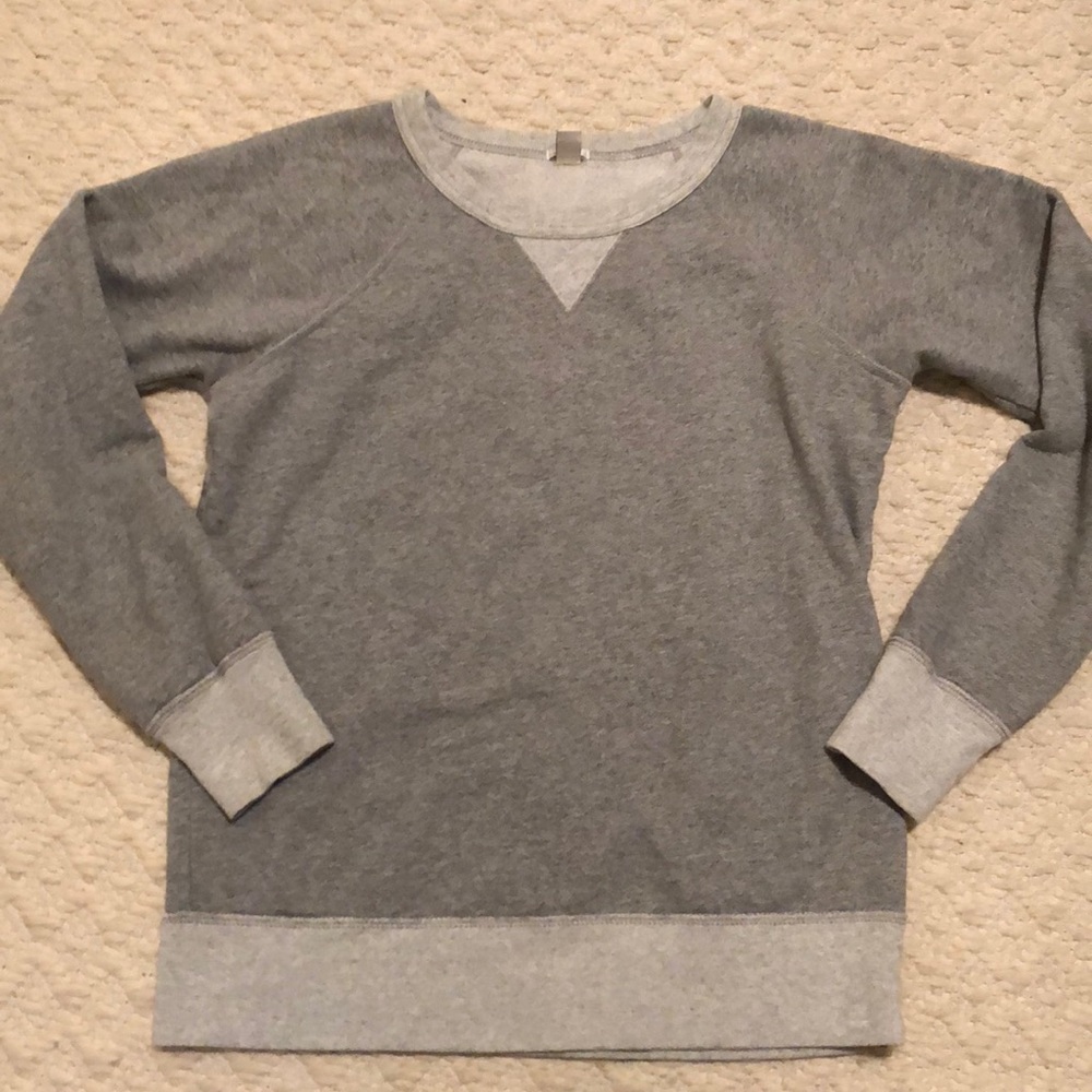 Grey crew neck sweatshirt